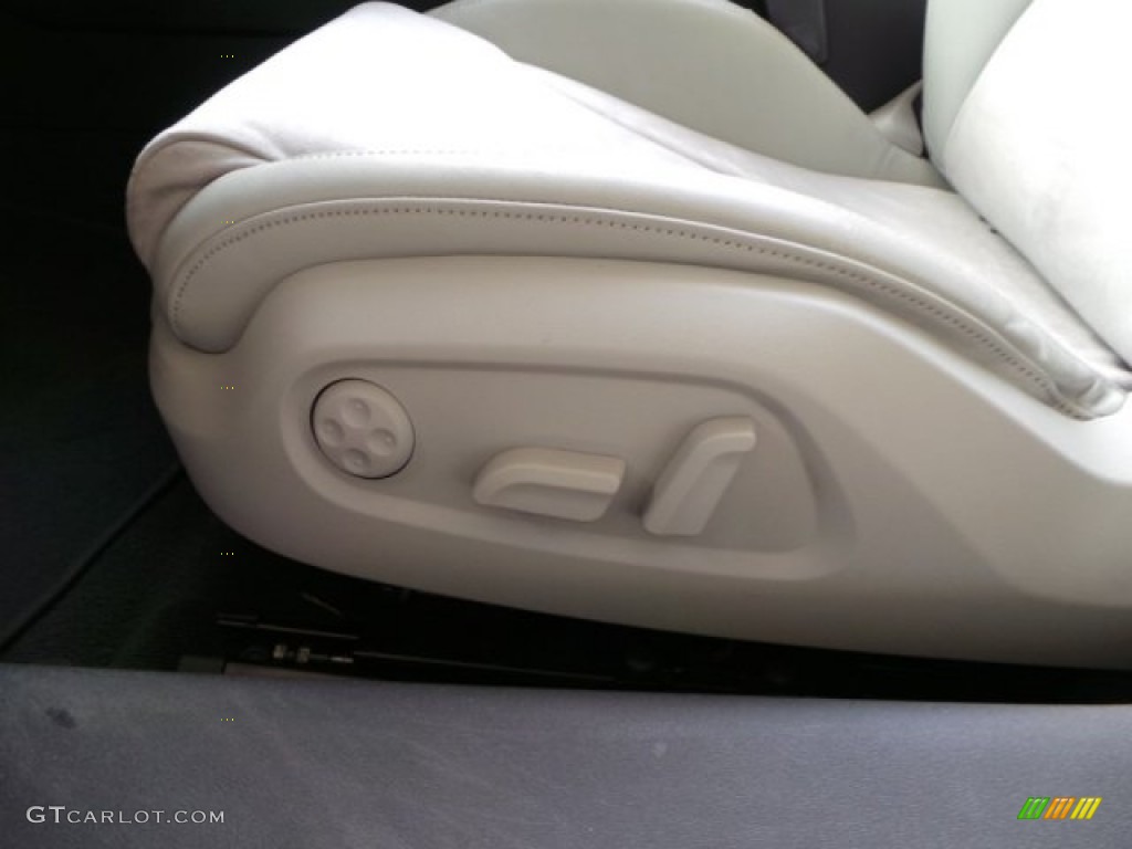 2012 Audi TT 2.0T quattro Roadster Controls Photo #94459289