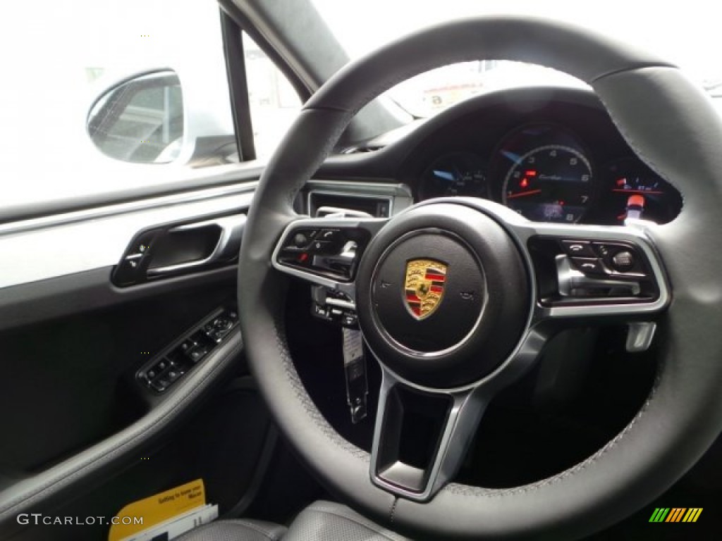 2015 Porsche Macan Turbo Black Steering Wheel Photo #94459610