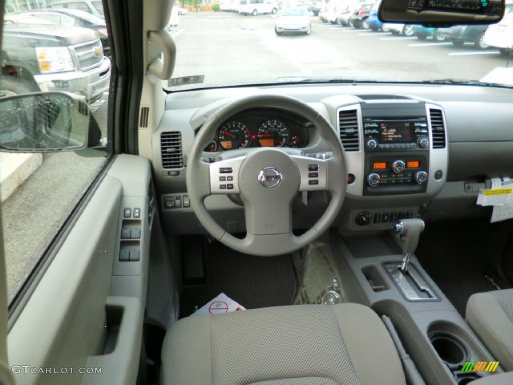 2014 Frontier SV King Cab 4x4 - Night Armor / Steel photo #14