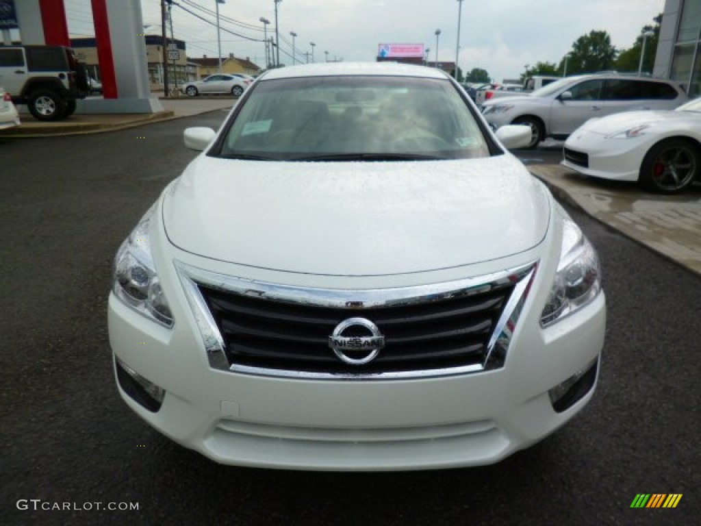 2015 Altima 2.5 S - Pearl White / Beige photo #2