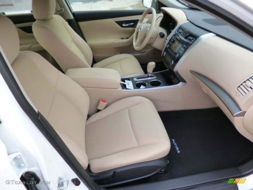 2015 Nissan Altima 2.5 S Front Seat Photo #94463551
