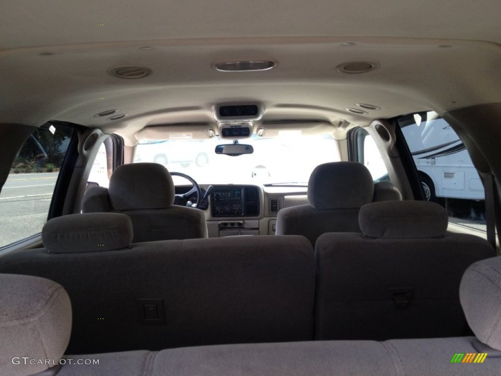 2002 Suburban 1500 LS - Onyx Black / Medium Gray/Neutral photo #20