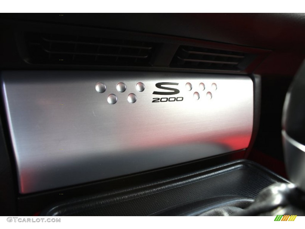 2005 S2000 Roadster - Silverstone Metallic / Red/Black photo #29