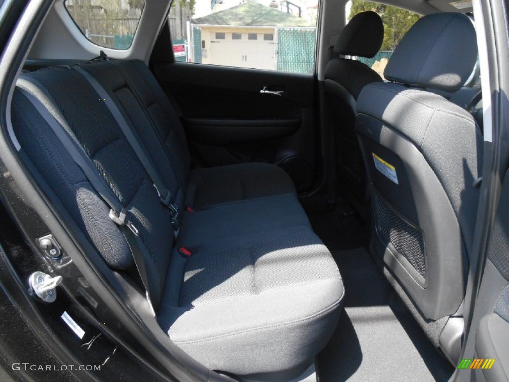2009 Elantra Touring - Black Pearl / Black photo #9