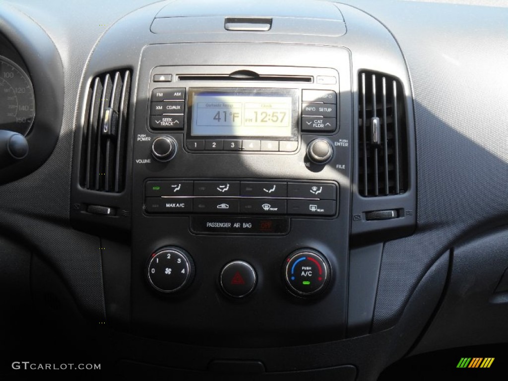 2009 Elantra Touring - Black Pearl / Black photo #20