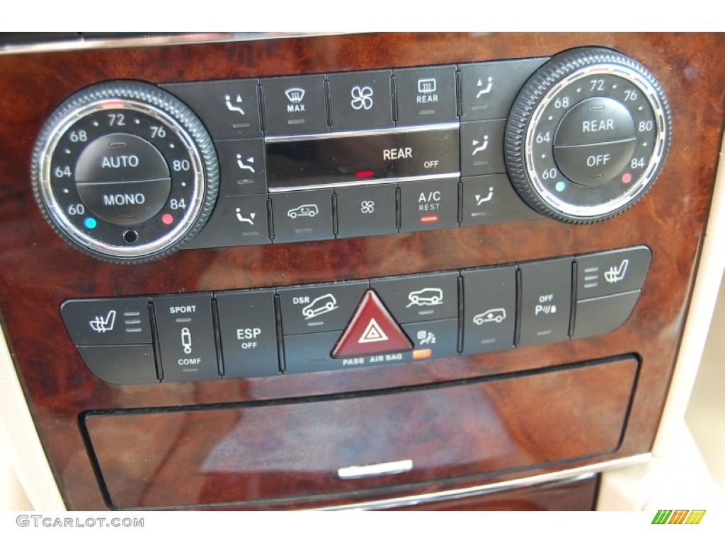 2008 Mercedes-Benz GL 550 4Matic Controls Photo #94480552