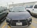 2013 Cosmic Blue Metallic Mitsubishi Outlander SE  photo #2