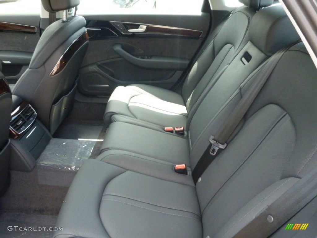 2015 Audi A8 L 4.0T quattro Rear Seat Photo #94483141