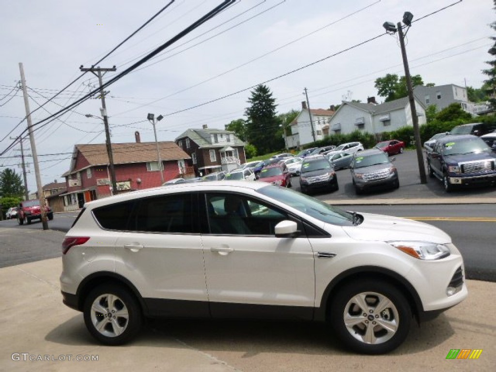 2014 Escape SE 1.6L EcoBoost 4WD - Oxford White / Charcoal Black photo #4