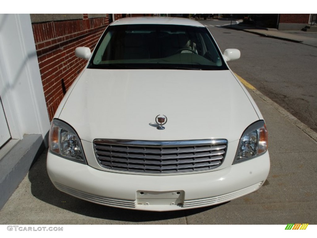 2002 DeVille Sedan - Cotillion White / Oatmeal photo #7