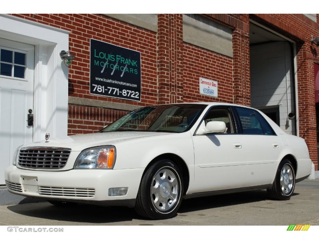 2002 DeVille Sedan - Cotillion White / Oatmeal photo #9