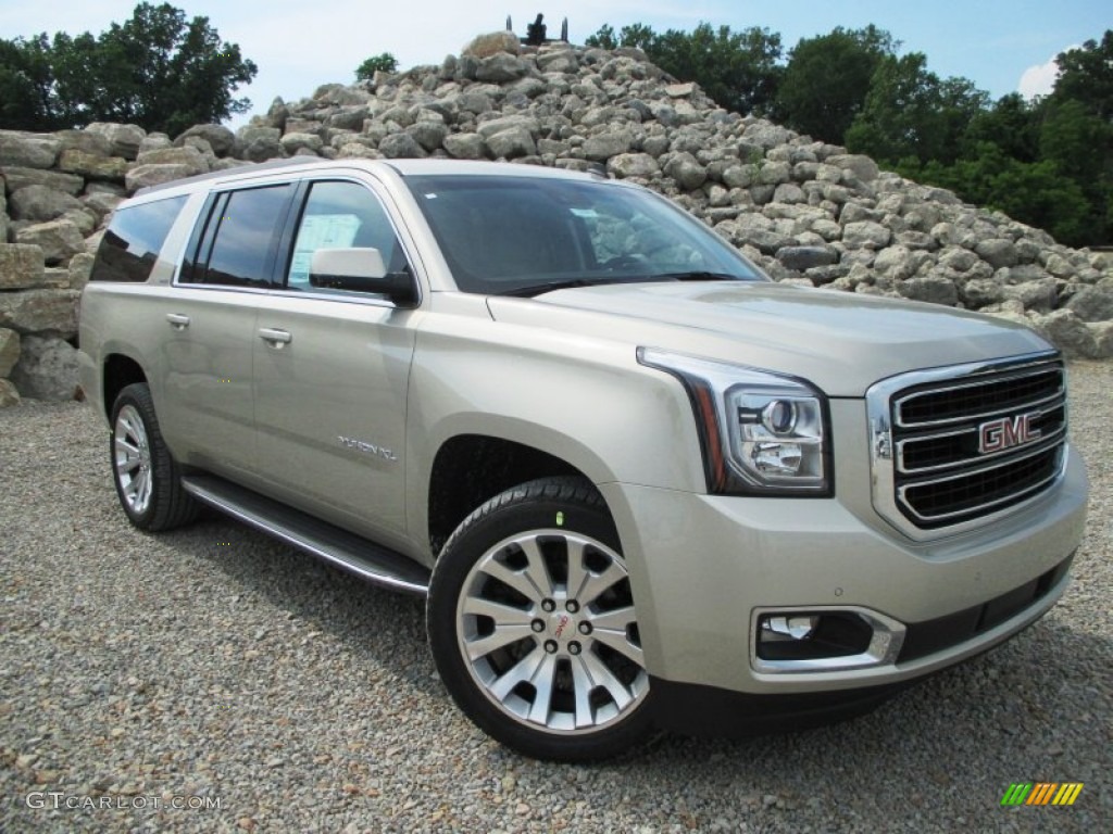 2015 Yukon XL SLE 4WD - Champagne Silver Metallic / Cocoa/Dune photo #1