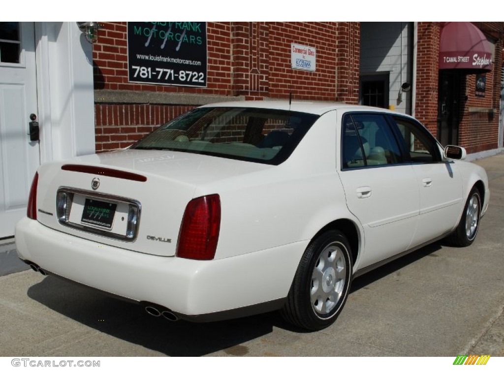 2002 DeVille Sedan - Cotillion White / Oatmeal photo #95