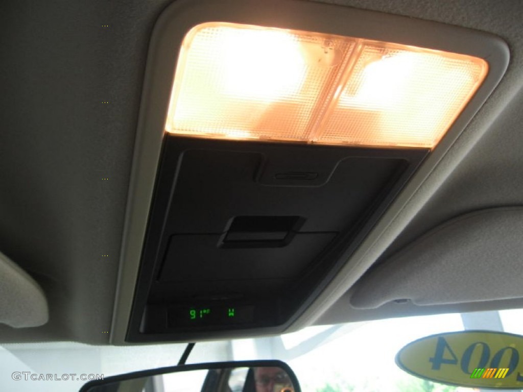 2004 Freestar SEL - Arizona Beige Metallic / Pebble Beige photo #9