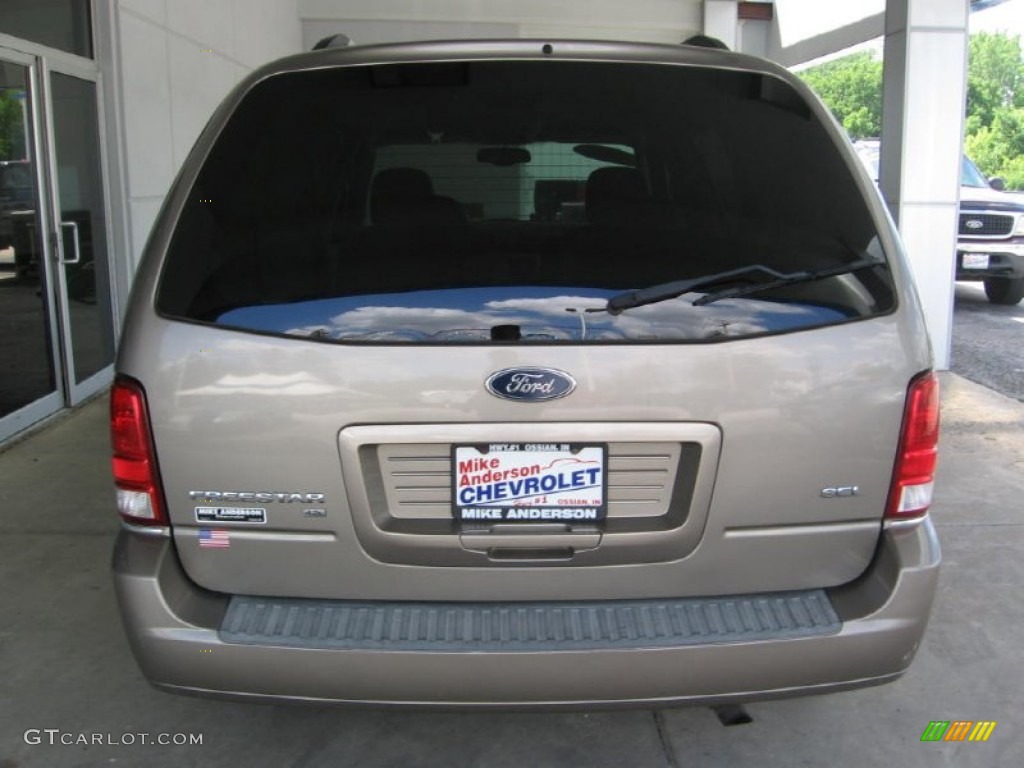 2004 Freestar SEL - Arizona Beige Metallic / Pebble Beige photo #20