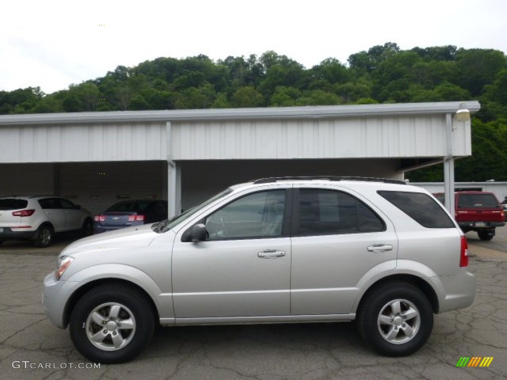 2009 Sorento LX 4x4 - Bright Silver / Gray photo #5