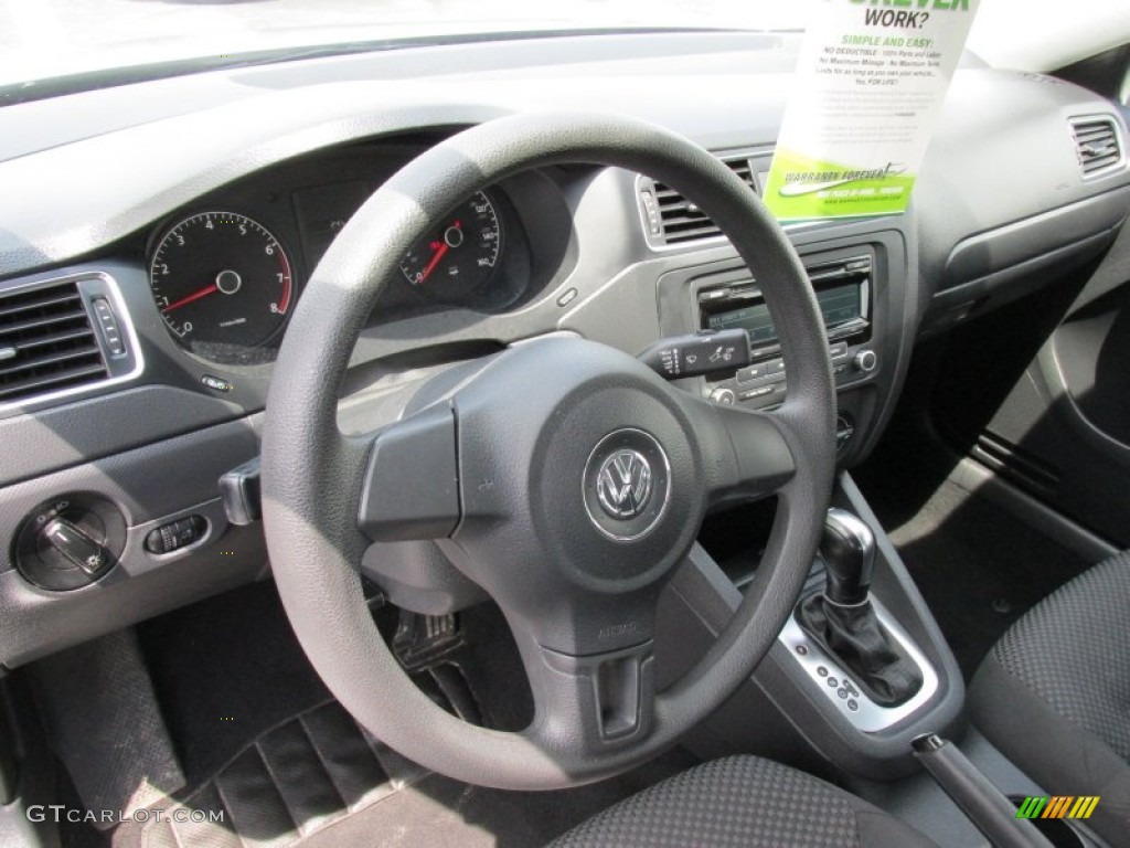 2012 Jetta S Sedan - Reflex Silver Metallic / Titan Black photo #14