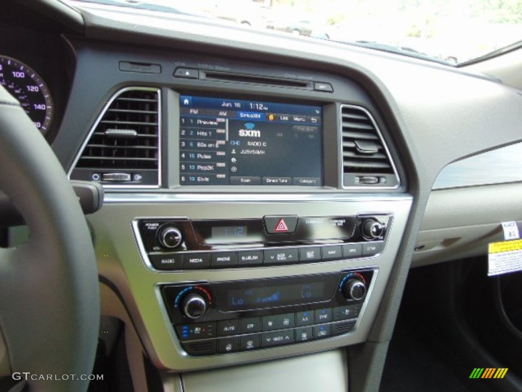 2015 Hyundai Sonata Limited Controls Photo #94499193