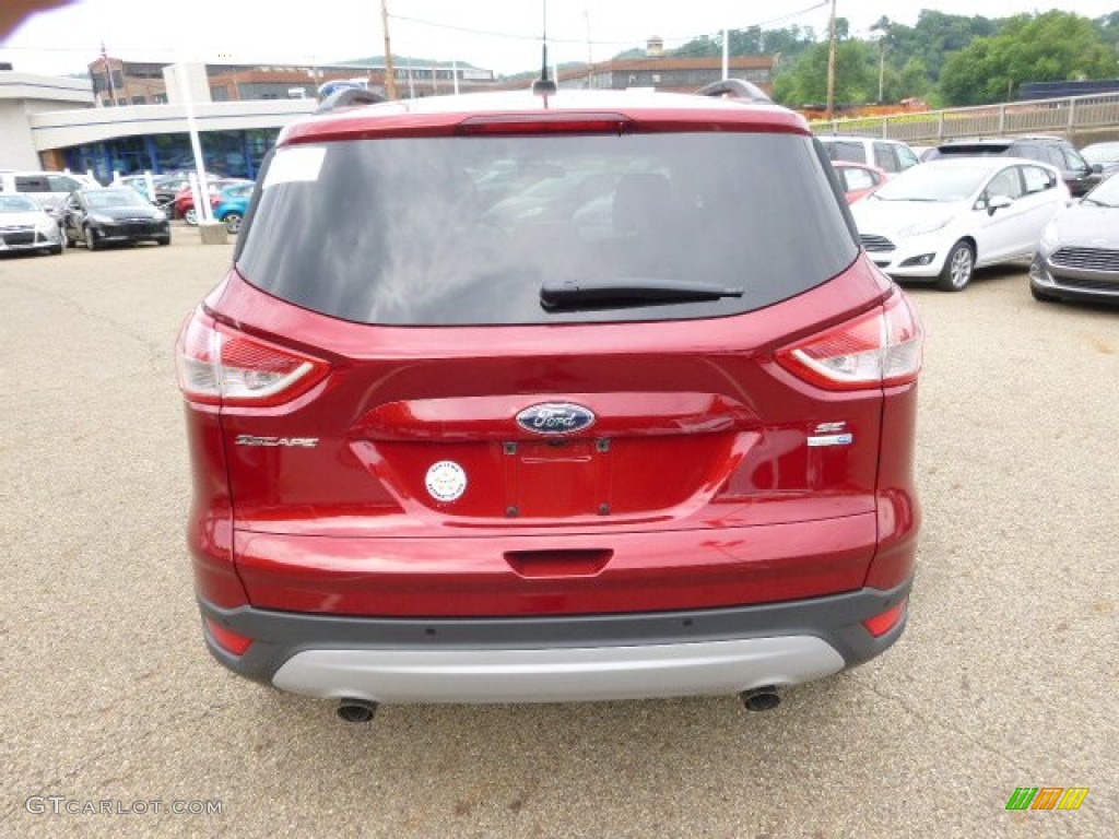 2014 Escape SE 2.0L EcoBoost 4WD - Ruby Red / Charcoal Black photo #7