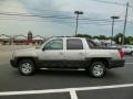 2004 Silver Birch Metallic Chevrolet Avalanche 1500 4x4  photo #4