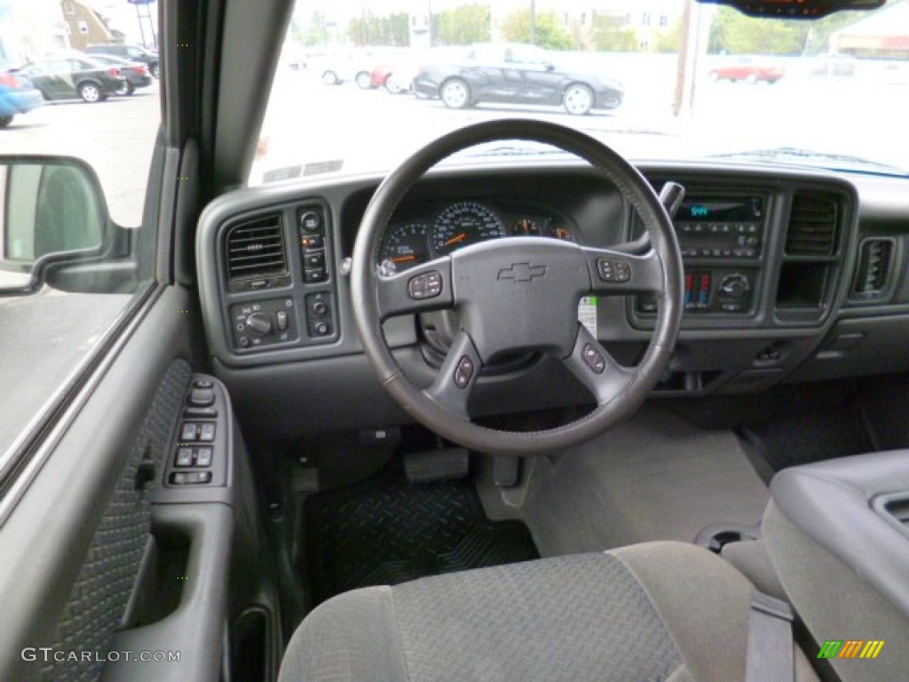 2004 Avalanche 1500 4x4 - Silver Birch Metallic / Dark Charcoal photo #14