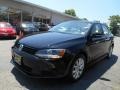 Black - Jetta SE Sedan Photo No. 3