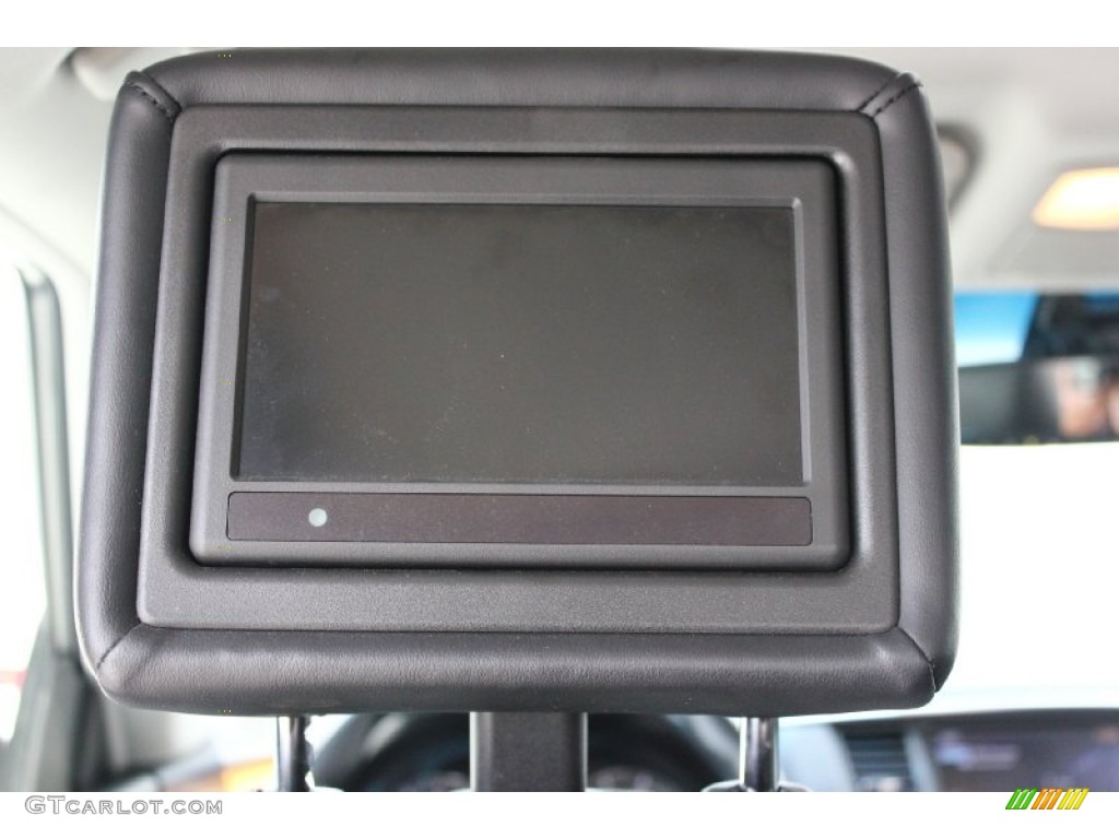 2011 QX 56 - Liquid Platinum / Graphite photo #41