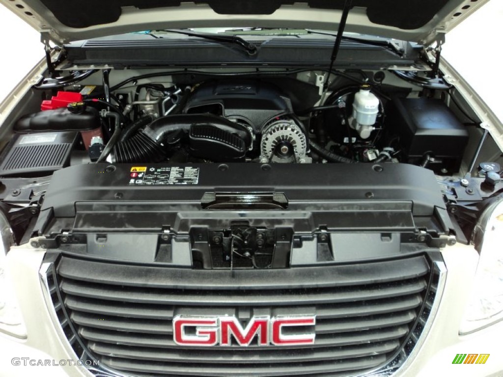 2012 GMC Yukon SLT 4x4 Engine Photos