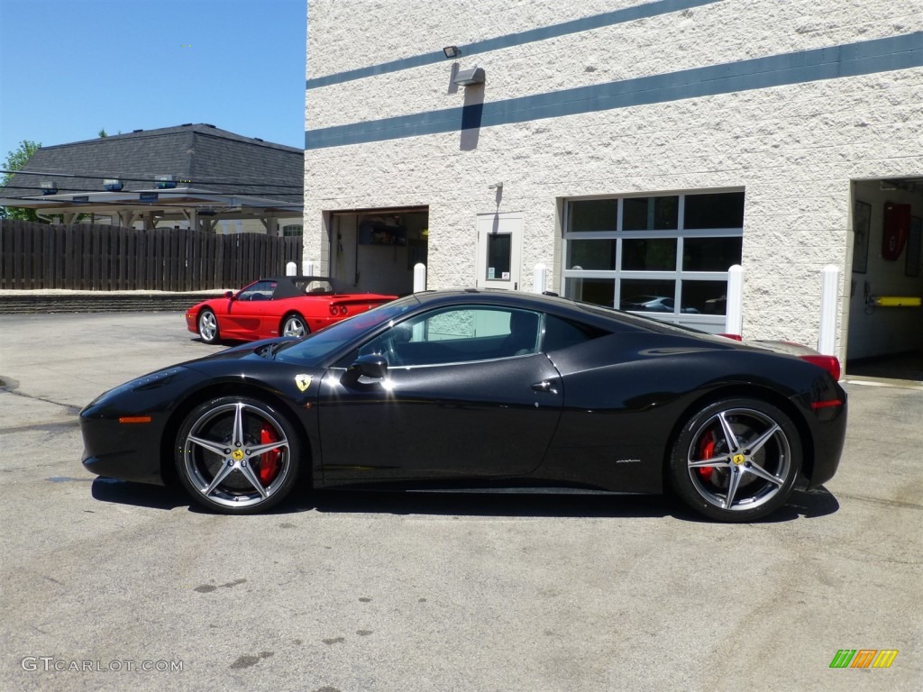2013 458 Italia - Nero Daytona (Black Metallic) / Nero photo #2
