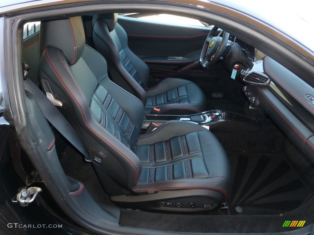 2013 Ferrari 458 Italia Front Seat Photo #94511091