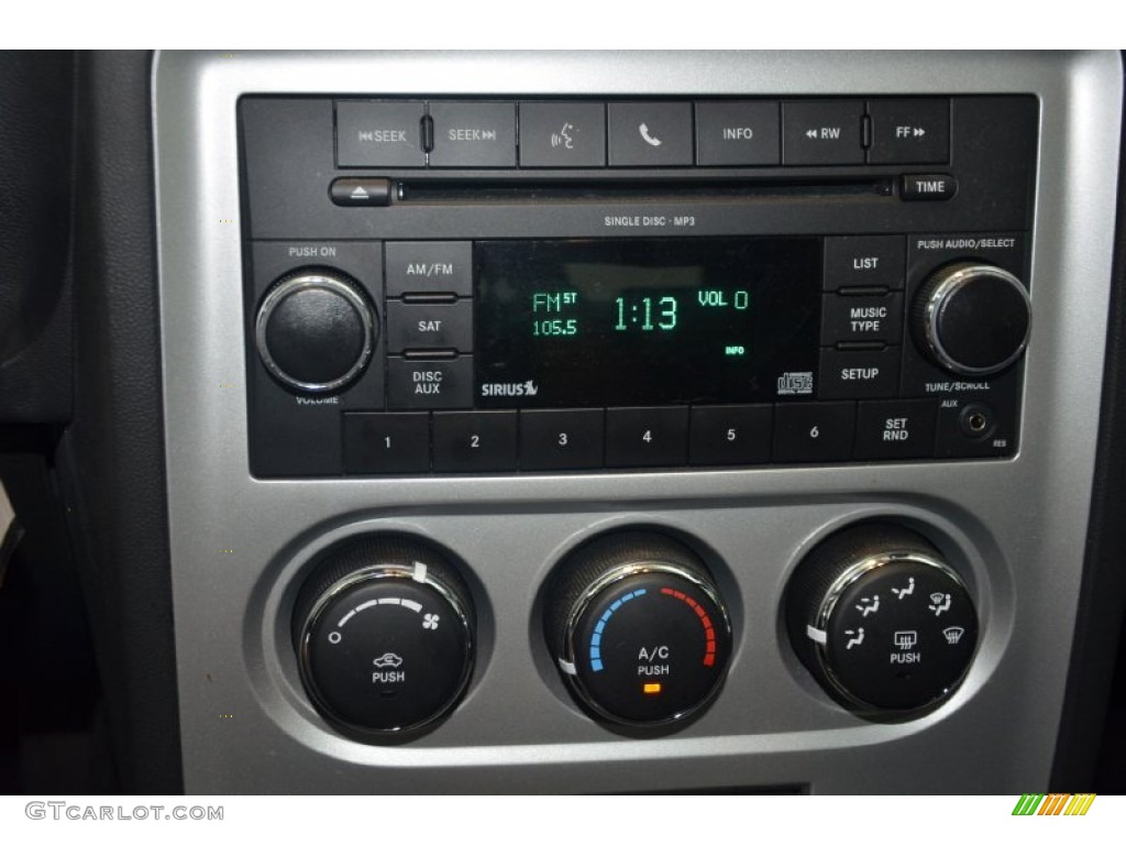 2010 Challenger SE - Stone White / Dark Slate Gray photo #15