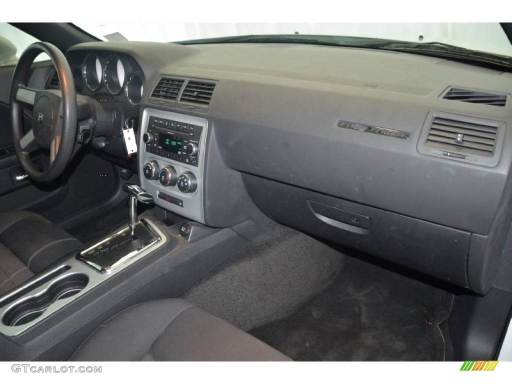 2010 Challenger SE - Stone White / Dark Slate Gray photo #21