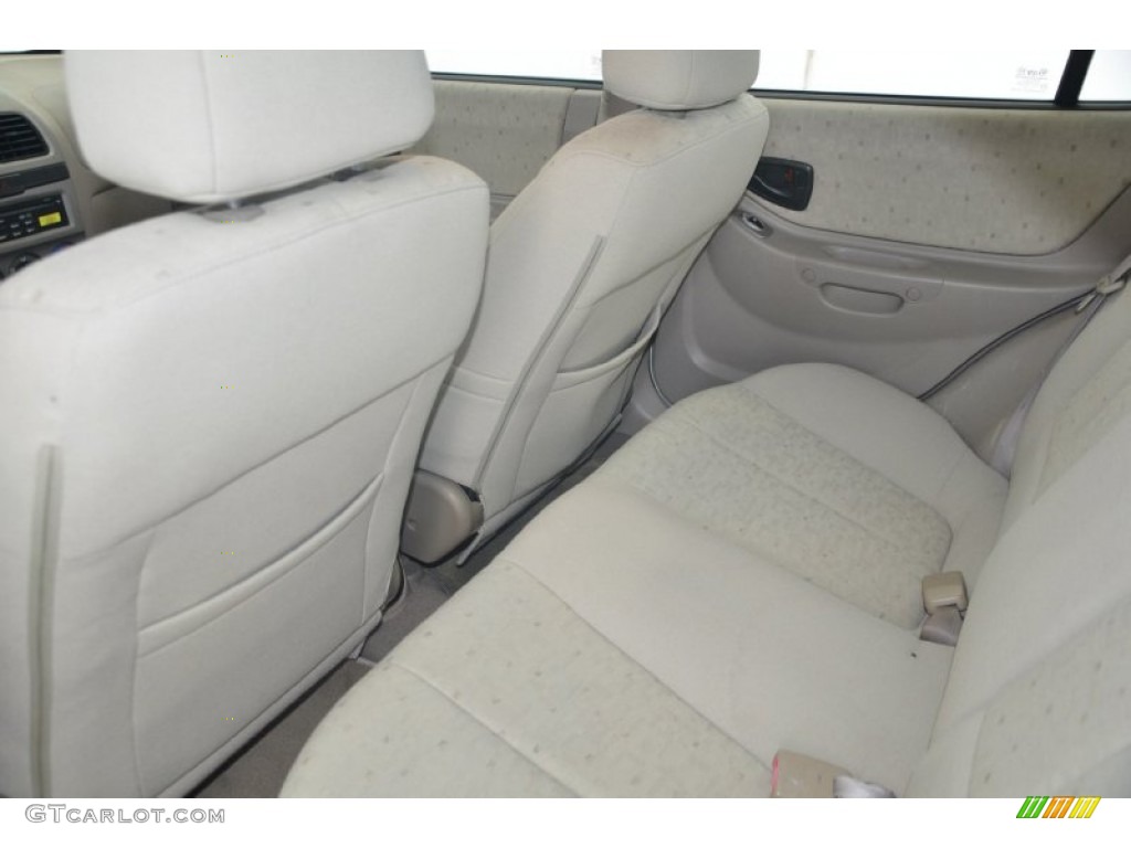 2004 Accent GL Sedan - Noble White / Gray photo #17