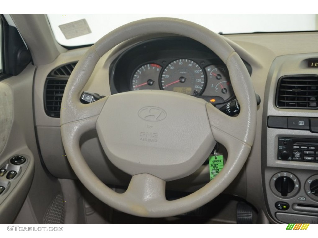 2004 Accent GL Sedan - Noble White / Gray photo #20