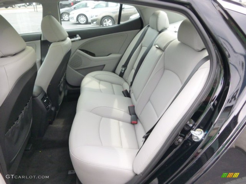 2015 Kia Optima EX Rear Seat Photos
