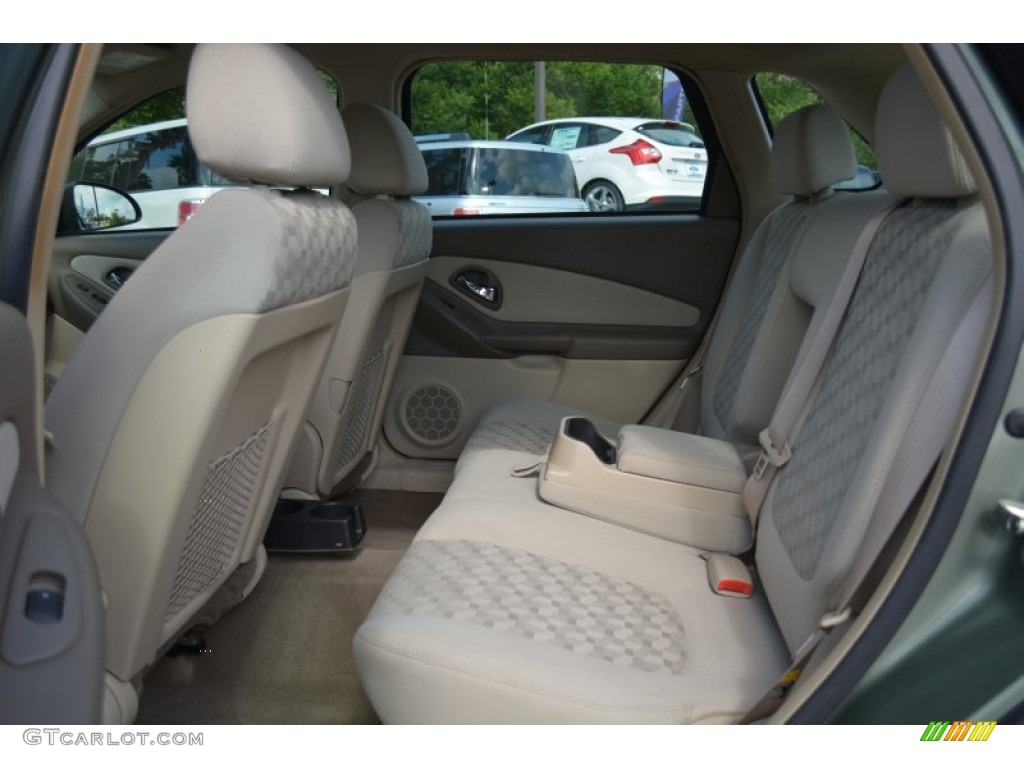 2005 Chevrolet Malibu Maxx LS Wagon Rear Seat Photo #94516179