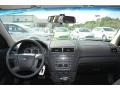 2006 Charcoal Beige Metallic Ford Fusion SE V6  photo #10