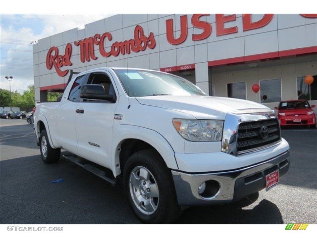 2007 Tundra SR5 Double Cab 4x4 - Super White / Graphite Gray photo #1