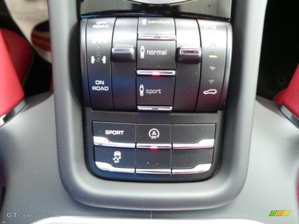 2014 Porsche Cayenne S Controls Photo #94522818