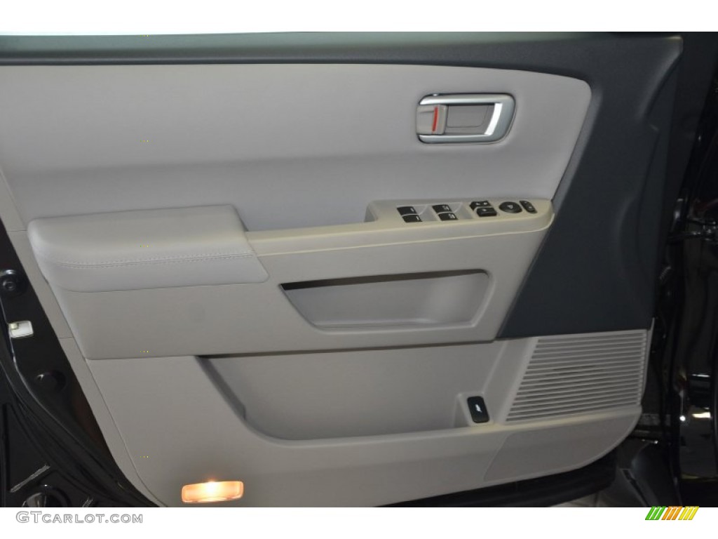 2015 Honda Pilot EX-L Gray Door Panel Photo #94531776