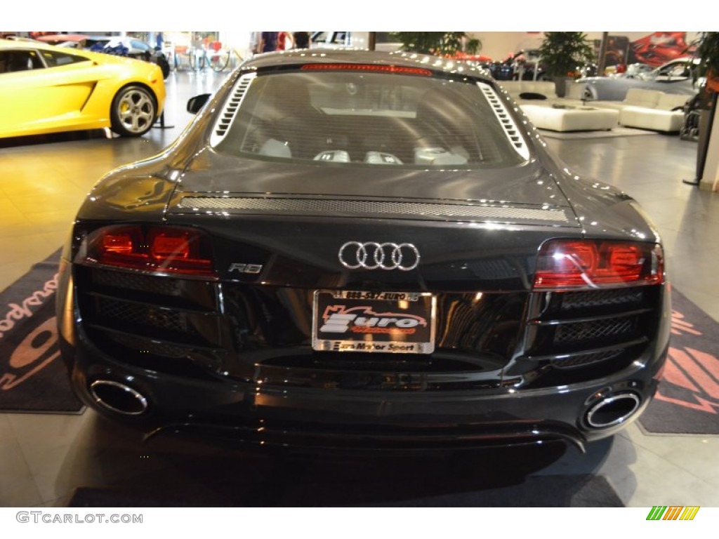 2011 R8 5.2 FSI quattro - Phantom Black Pearl Effect / Black Fine Nappa Leather photo #5