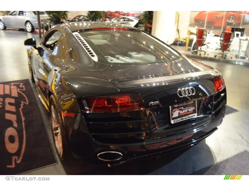 2011 R8 5.2 FSI quattro - Phantom Black Pearl Effect / Black Fine Nappa Leather photo #11