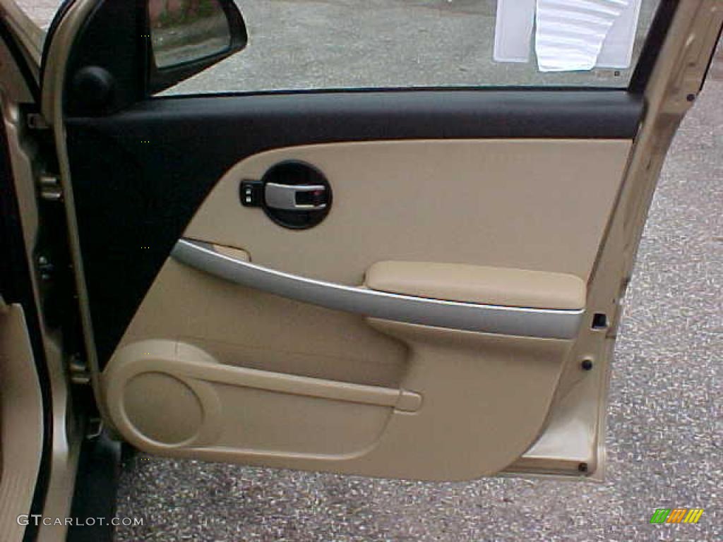 2005 Equinox LS - Sandstone Metallic / Light Cashmere photo #7