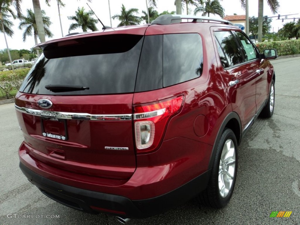 2013 Explorer XLT - Ruby Red Metallic / Charcoal Black photo #6
