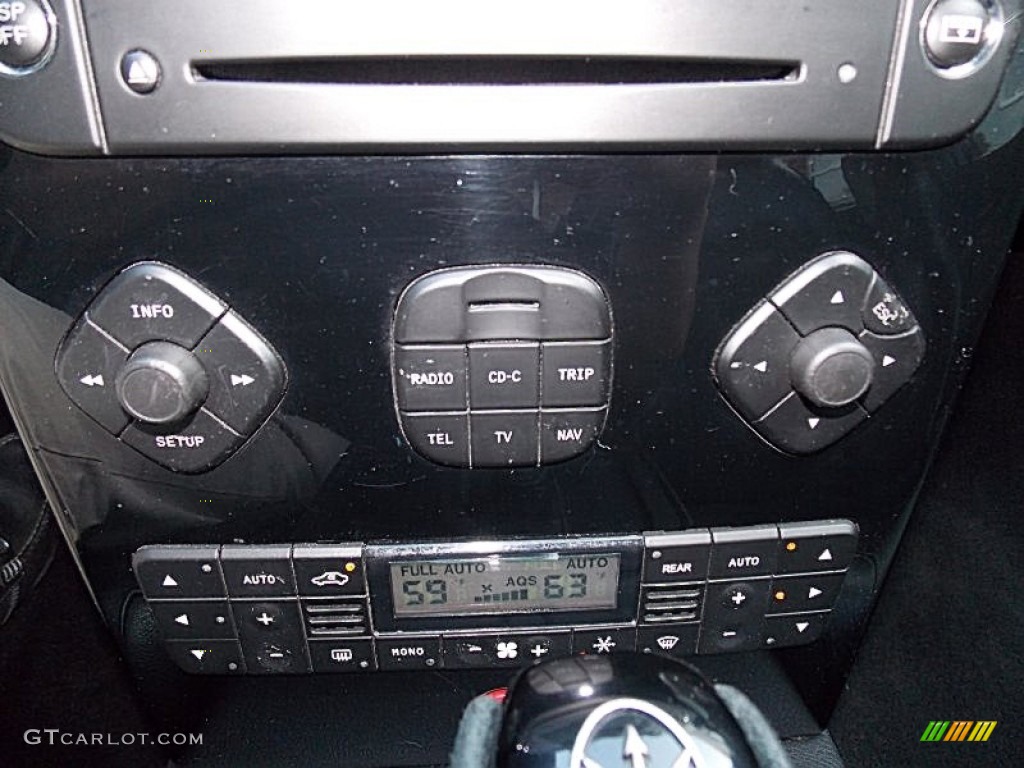 2008 Maserati Quattroporte Standard Quattroporte Model Controls Photos