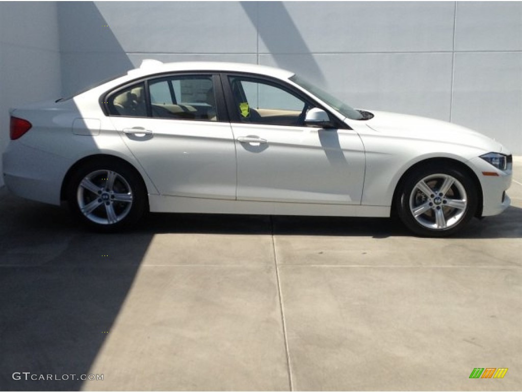 2014 3 Series 328i Sedan - Alpine White / Venetian Beige photo #2