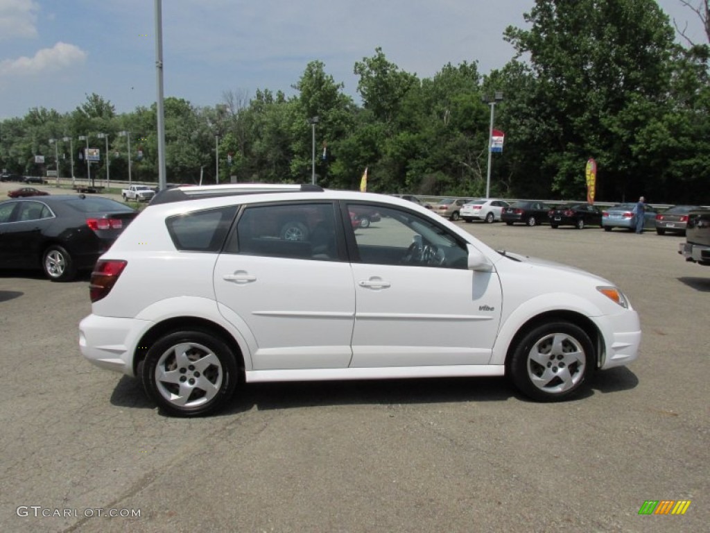 2006 Vibe AWD - Frosty White / Graphite Black photo #8