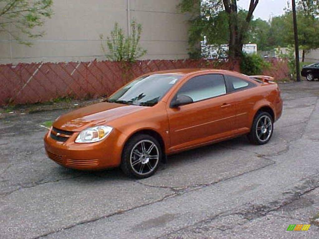 2007 Cobalt LS Coupe - Sunburst Orange Metallic / Gray photo #1