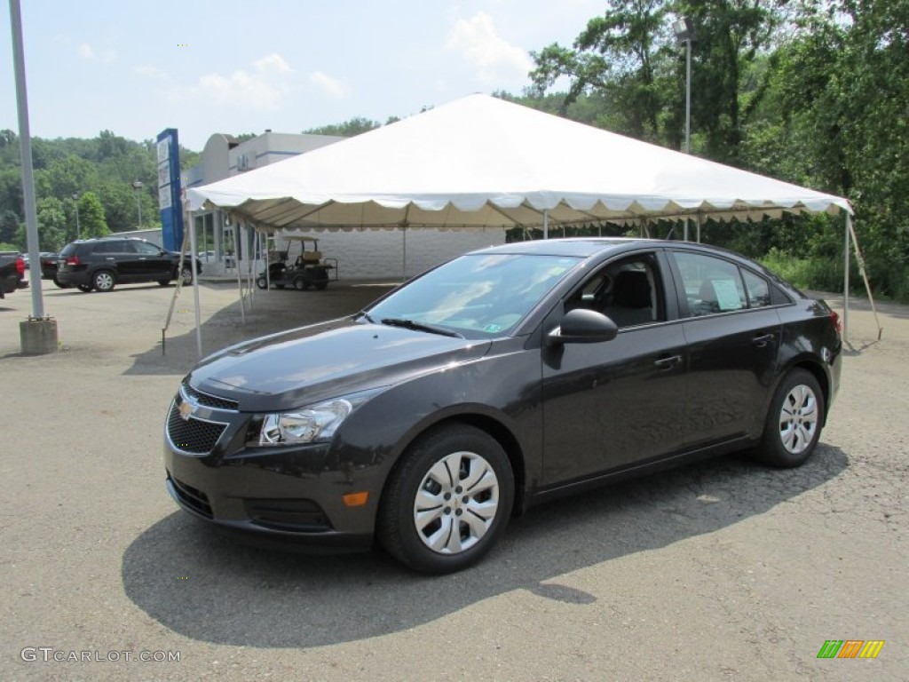 2014 Cruze LS - Tungsten Metallic / Jet Black/Medium Titanium photo #1