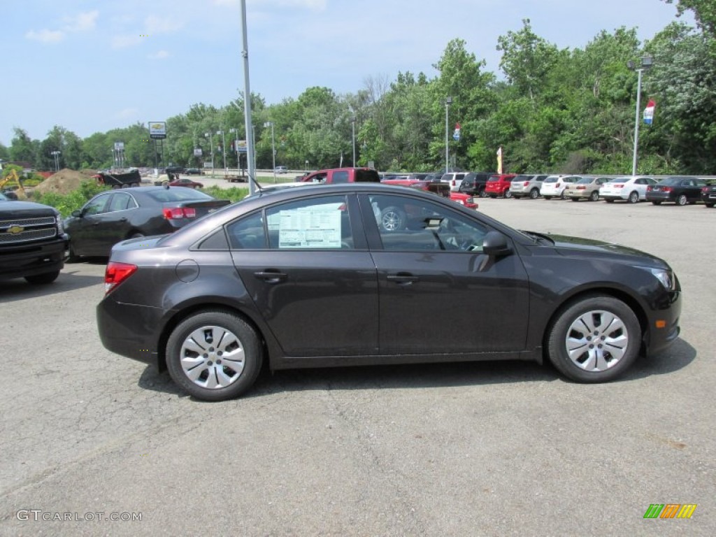 2014 Cruze LS - Tungsten Metallic / Jet Black/Medium Titanium photo #7